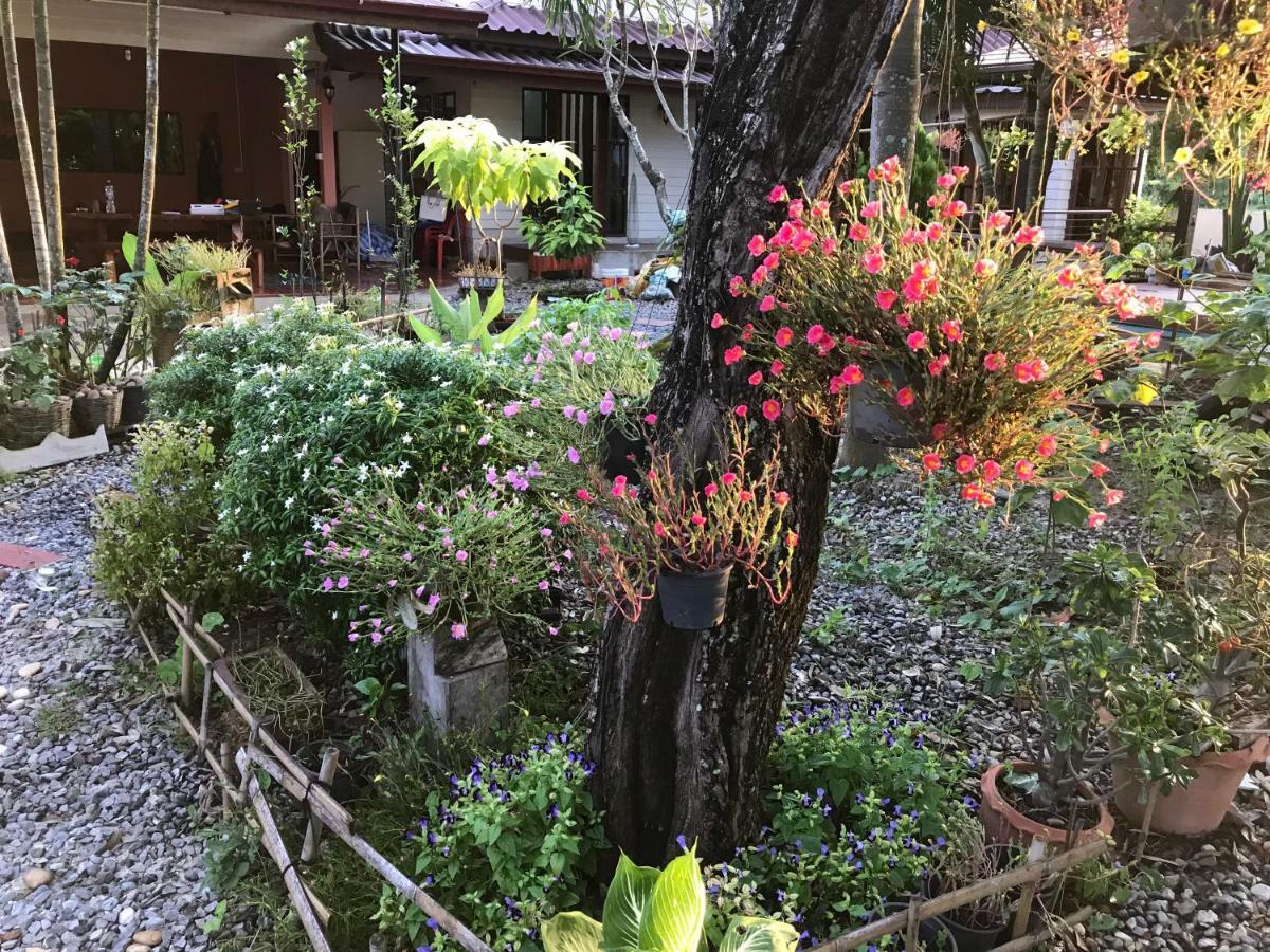 Grandma'S House Lejlighed Nakhon Nayok Eksteriør billede